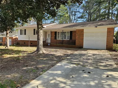 4705 Beaufort Dr, Fayetteville, NC 28304