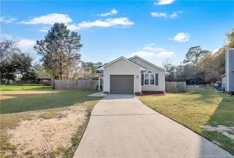 629 Winthrop Ct, Fayetteville, NC 28311