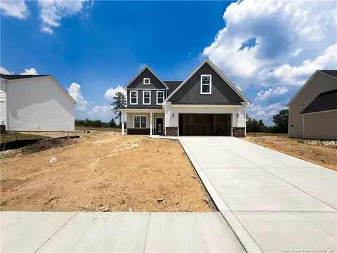 528 Ashley Heights Dr, Aberdeen, NC 28315
