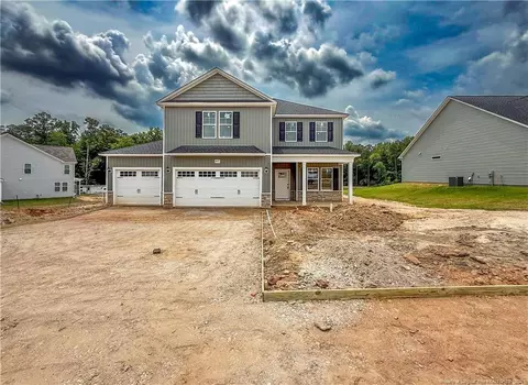 5415 Tall Timbers Dr, Fayetteville, NC 28311