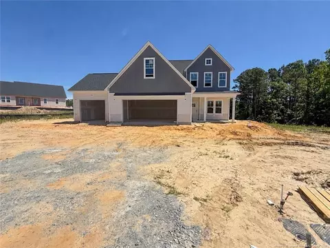 502 Mossy Pond Ct, Fayetteville, NC 28311