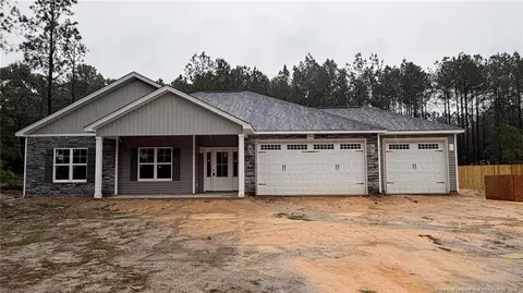 2936 Calloway Rd, Raeford, NC 28376