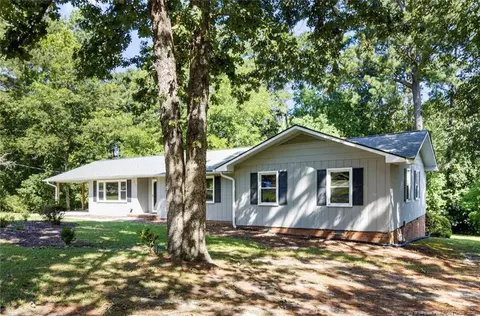 610 Arrowood Rd, Fayetteville, NC 28311