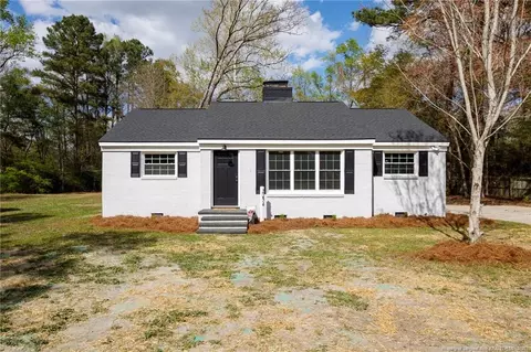 2634 W Tobemory Rd, Parkton, NC 28371