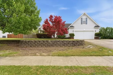 121 Van Buren Dr, Raeford, NC 28376