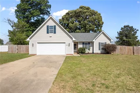 101 Van Buren Dr, Raeford, NC 28376