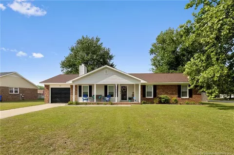 7686 Beverly Dr, Fayetteville, NC 28314