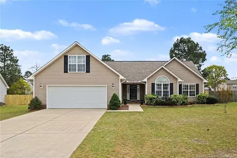 62 Macon Ct E, Sanford, NC 27332