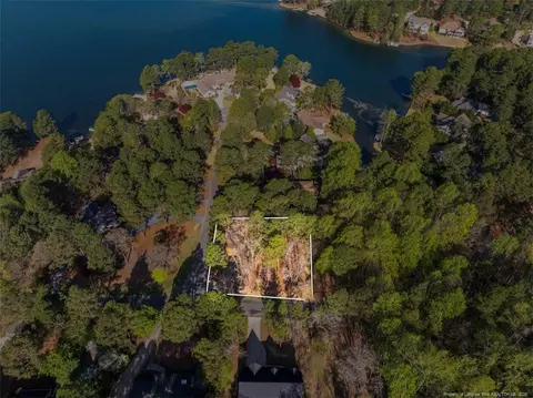 118 Otter Dr, West End, NC 27326