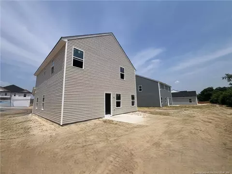 338 Wicklow Ln, Raeford, NC 28376 photo 5