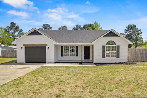 448 Northwoods Dr, Raeford, NC 28376