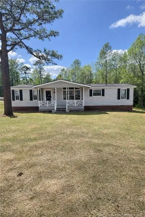 6740 Pine Lane Ln, Parkton, NC 28371
