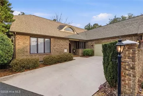 3 Sodbury Ct, Pinehurst, NC 28374