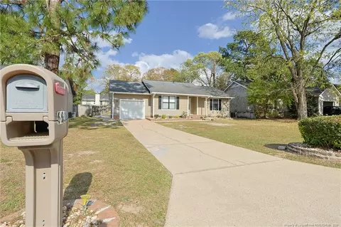 6826 Marlowe Dr, Fayetteville, NC 28314