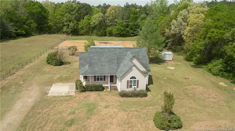 6758 Parkton Rd, Parkton, NC 28371