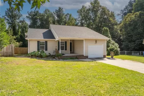 2912 Iveystone Ct, Fayetteville, NC 28301