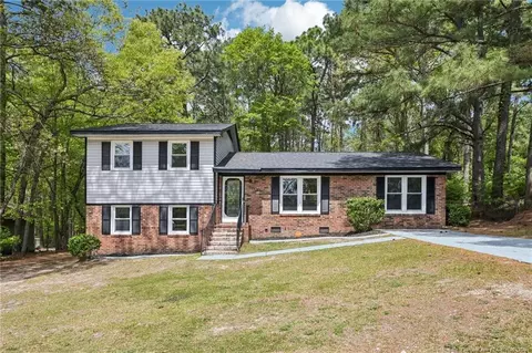 946 Rancho Dr, Fayetteville, NC 28303