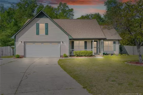 114 Kensington Ct, Raeford, NC 28376