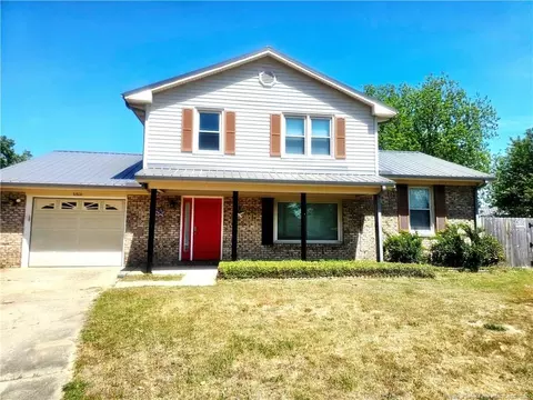 6500 Gate Post Ct, Fayetteville, NC 28314