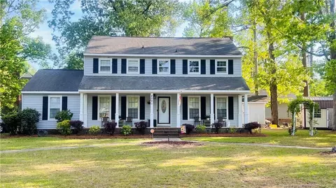 4001 Kings Cross Rd, Lumberton, NC 28358