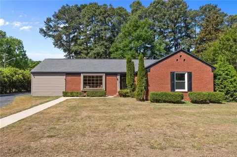 130 S Herndon St, Fayetteville, NC 28303