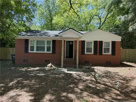 4909 Walnut Dr, Fayetteville, NC 28304