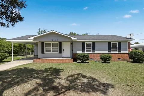 839 Fresno Dr, Fayetteville, NC 28303