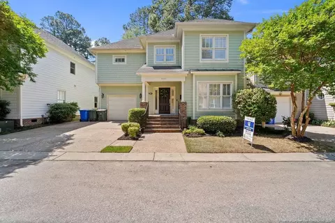 1409 Grace View Pl, Fayetteville, NC 28305