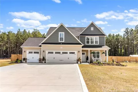 859 Rhum Dr, Fayetteville, NC 28311