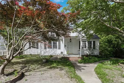 807 Cape Fear Ave, Fayetteville, NC 28303