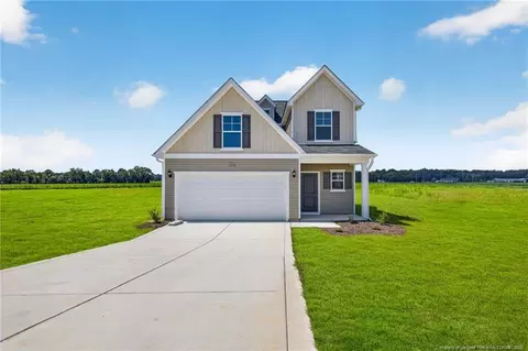 104 Hayes Dr, Pikeville, NC 27863