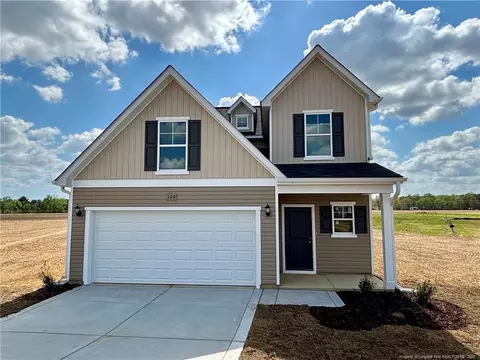 104 Hayes Dr, Pikeville, NC 27863