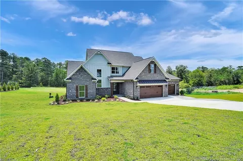 3716 Riverhill Dr, Fayetteville, NC 28306