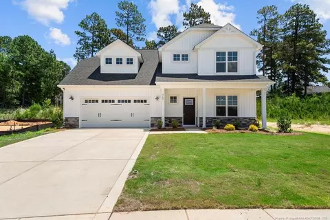 762 Union St, Raeford, NC 28376