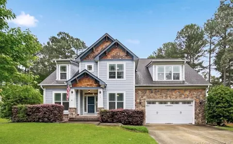 91 Orchard Falls Dr, Spring Lake, NC 28390