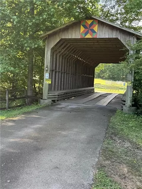 353 Covered Bridge Ln, Sanford, NC 27330