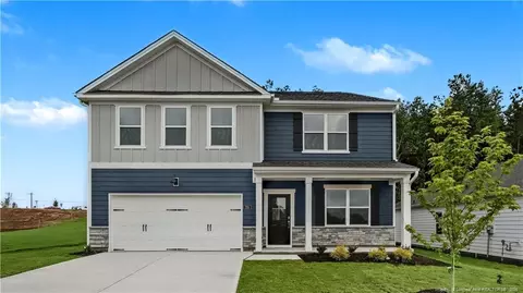 300 Maddox Dr, Aberdeen, NC 28315