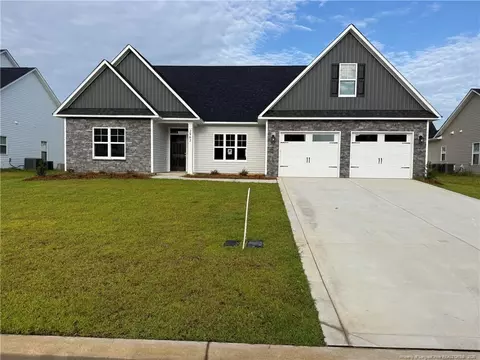 2962 Currawond St, Fayetteville, NC 28304