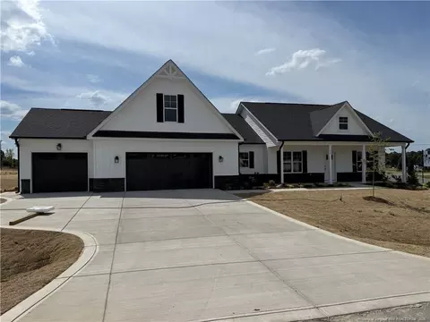 22 Grady Farm Way, Benson, NC 27504