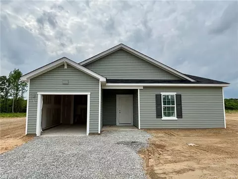 209 Hallwood Dr, Pikeville, NC 27863