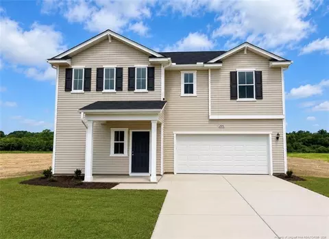 205 Hallwood Dr, Pikeville, NC 27863