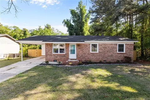 2633 Dumbarton Rd, Fayetteville, NC 28306
