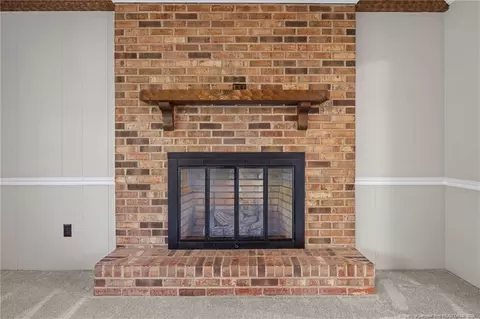 Living - 400 1st St, Broadway, NC 27505 photo 4 of 5