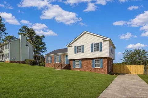 382 Saddle Ridge Rd, Fayetteville, NC 28311