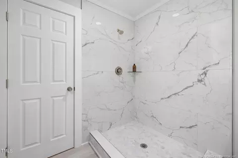 Bath - 2510 Harvard Ave, Durham, NC 27703 photo 5 of 6