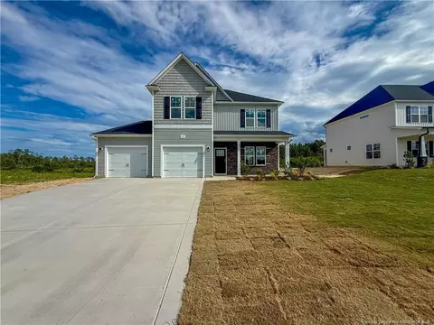 155 Ashley Heights Dr, Aberdeen, NC 28315