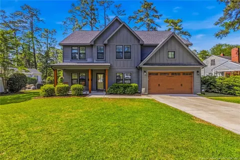 326 Valley Rd, Fayetteville, NC 28305