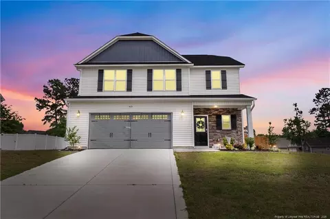4635 Scenic Pines Dr, Hope Mills, NC 28348