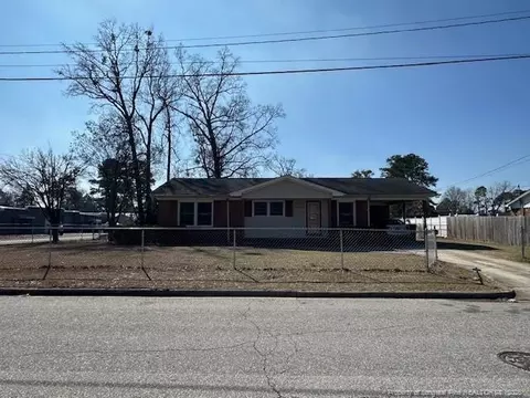 1412 Mcarthur St, Lumberton, NC 28358