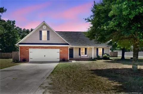 280 Bonney Ln, Fayetteville, NC 28306